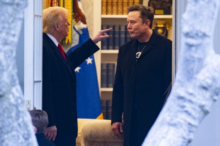 FILES-US-POLITICS-MUSK-TRUMP